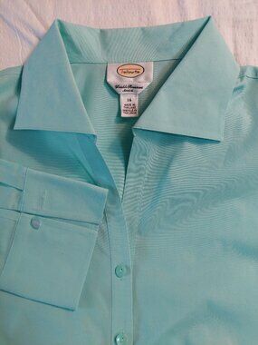 Talbots Women's Sz 14 mint green shirt crisp collar Cotton wrinkle resistance